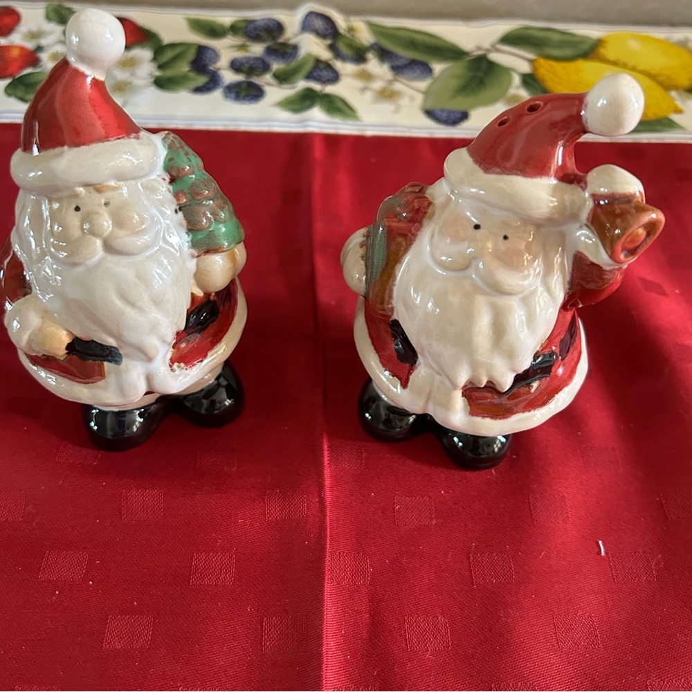 Christmas SantaClaus S&P Shakers